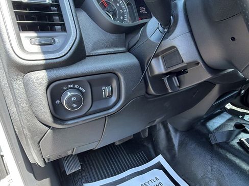 New 2026 RAM 3500 Tradesman AWD/4WD image 19