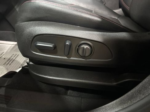 Used 2023 Chevrolet Equinox RS w/ RS Leather Package AWD/4WD image 12