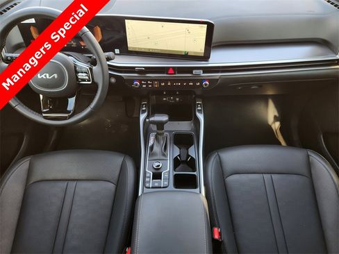 New 2025 Kia Sorento S image 18