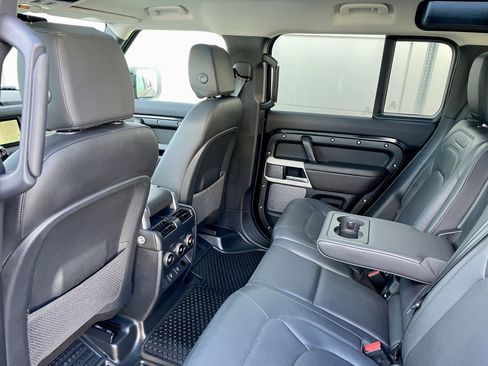 Certified 2024 Land Rover Defender 110 S AWD/4WD image 30