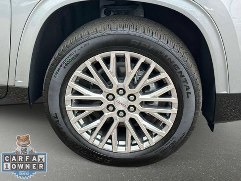 Used 2025 GMC Acadia Denali AWD/4WD image 12
