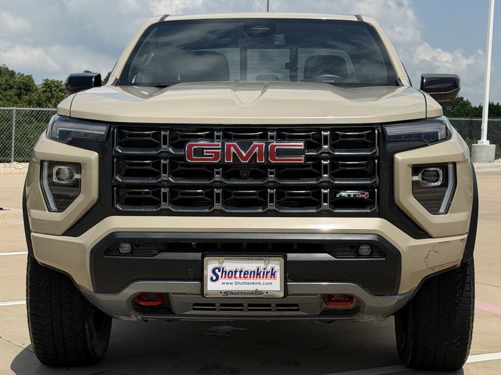 Used 2024 GMC Canyon AT4 w/ Technology Package AWD/4WD image 7