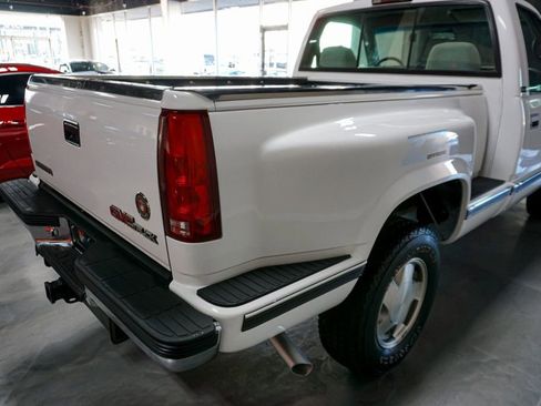 Used 1997 GMC Sierra 1500 4x4 Regular Cab w/ Marketing Option Pkg 3 image 42