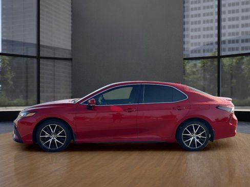 Used 2023 Toyota Camry SE image 13