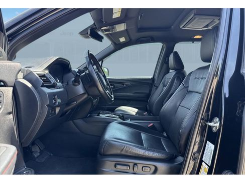 Used 2020 Honda Pilot Black Edition image 14
