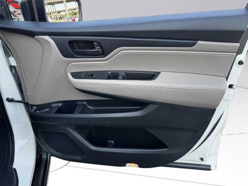 Used 2019 Honda Odyssey EX image 58