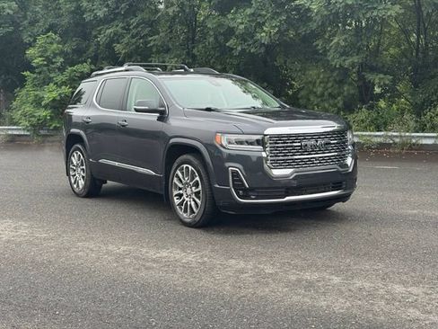 Used 2023 GMC Acadia Denali w/ Denali Ultimate Package AWD/4WD image 9