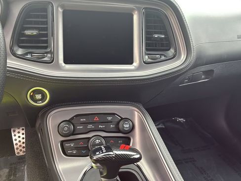 Used 2023 Dodge Challenger GT w/ Plus Package image 9