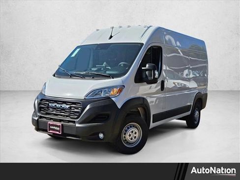 New 2026 RAM ProMaster 2500 w/ Premium Convenience Group image 1