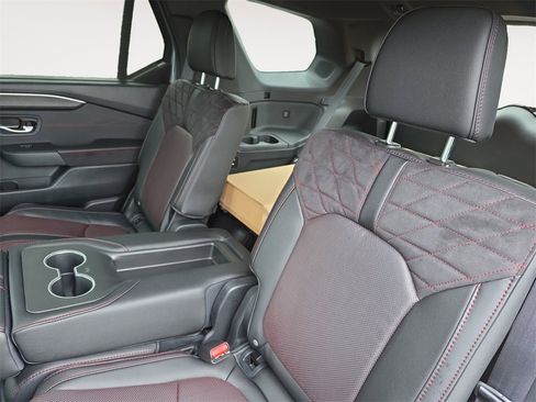 New 2026 Honda Pilot Black Edition image 13