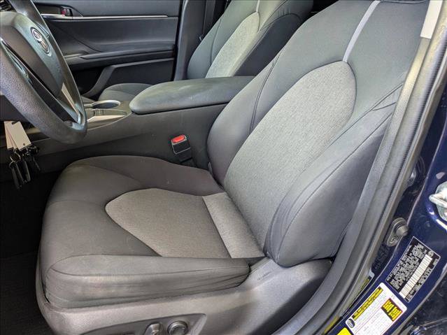 Used 2022 Toyota Camry LE FWD image 11
