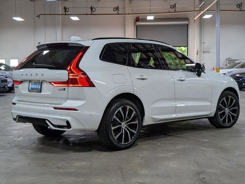 Used 2023 Volvo XC60 B5 Plus w/ Climate Package AWD/4WD image 2