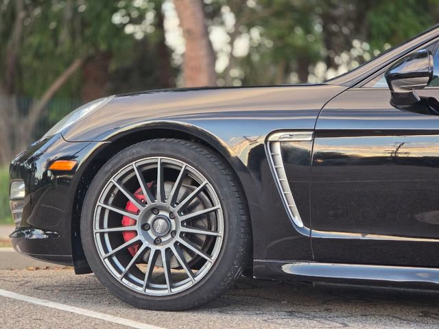 Used 2013 Porsche Panamera RWD image 18
