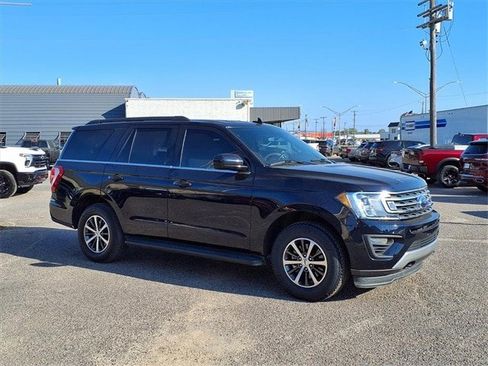 Used 2021 Ford Expedition XLT image 21