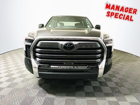 Used 2025 Toyota Tundra Limited AWD/4WD image 3