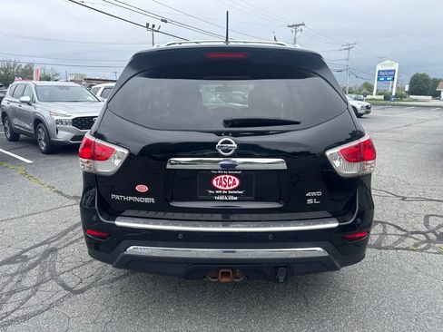 Used 2014 Nissan Pathfinder SL w/ SL Tech Package AWD/4WD image 6