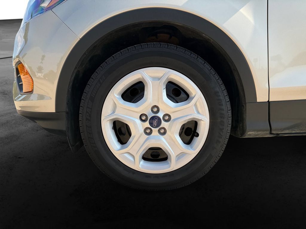 Used 2018 Ford Escape S FWD image 11