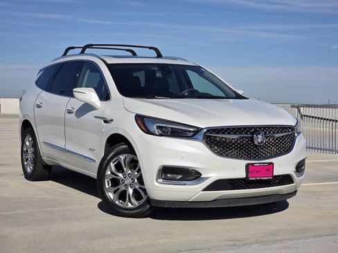 Used 2020 Buick Enclave Avenir w/ Avenir Technology Package image 1
