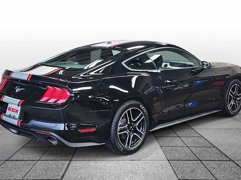 Used 2019 Ford Mustang Premium RWD image 4