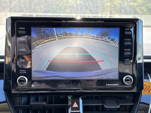 Used 2022 Toyota Corolla LE image 24