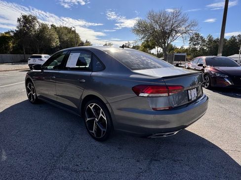 Used 2020 Volkswagen Passat 2.0T R-Line FWD image 6