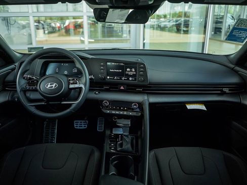 New 2026 Hyundai Elantra SEL Sport Premium FWD image 12