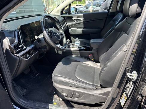 Used 2023 Kia Sportage EX FWD image 6