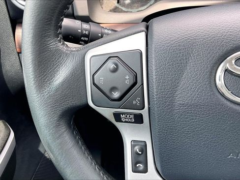 Used 2019 Toyota Tundra Limited w/ Limited Premium Package AWD/4WD image 17
