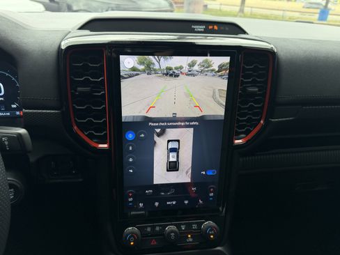 Used 2025 Ford Ranger Raptor AWD/4WD image 28