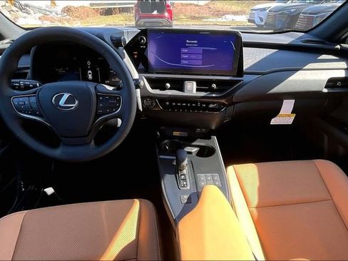 New 2026 Lexus UX 300h AWD image 5