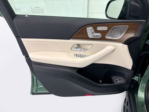 New 2026 Mercedes-Benz GLE 63 AMG S image 24