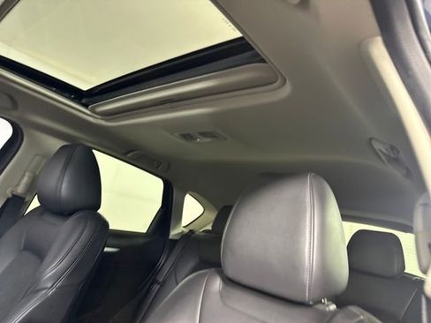 Used 2020 MAZDA CX-5 Touring image 12