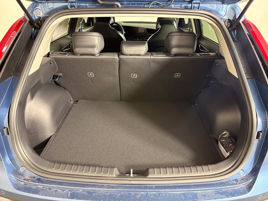 New 2026 Kia Niro EX FWD image 18