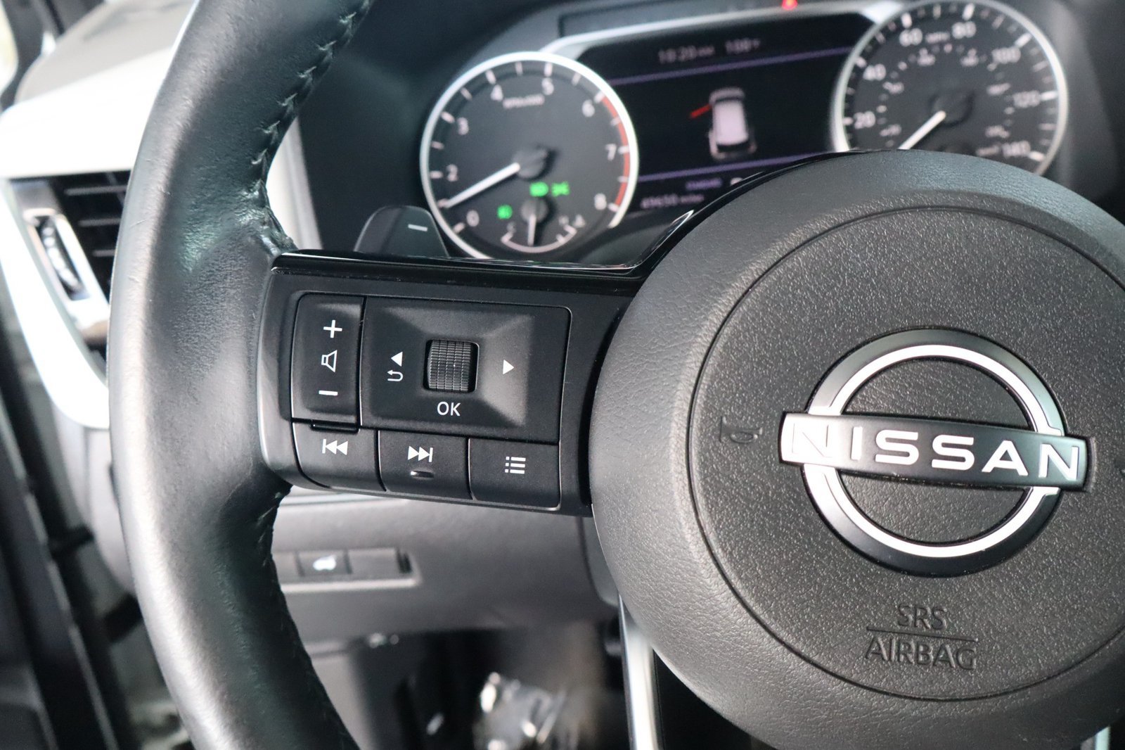 Used 2022 Nissan Rogue SL FWD image 24