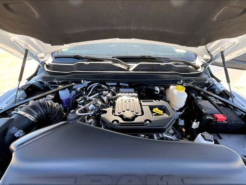 New 2026 RAM 5500 4x4 Regular Cab image 8