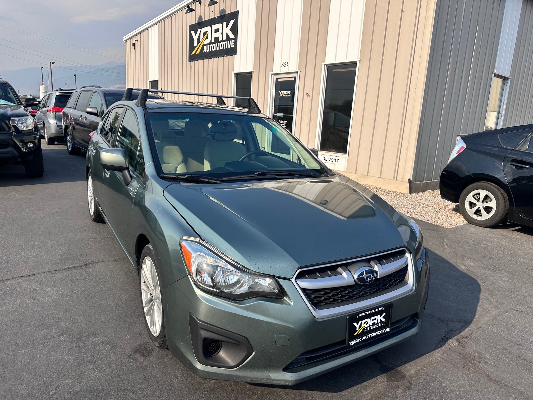 Used 2014 Subaru Impreza 2.0i Premium AWD/4WD image 1