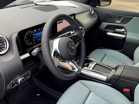 New 2026 Mercedes-Benz GLA 250 image 8