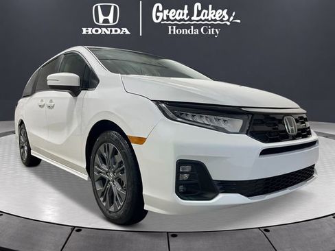 New 2026 Honda Odyssey Touring image 9