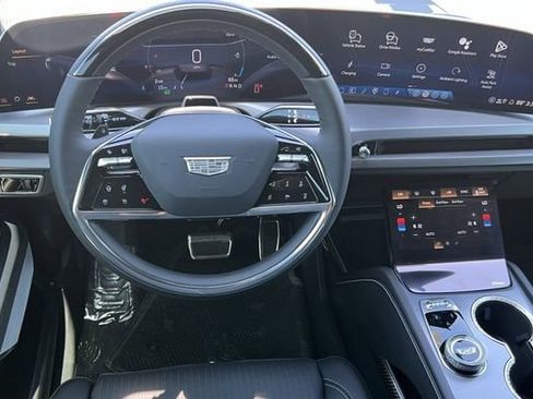 New 2026 Cadillac Vistiq Premium Luxury AWD/4WD image 11