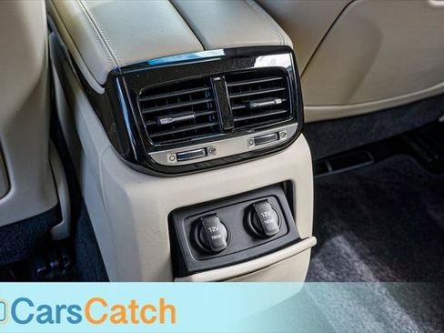 Used 2019 Genesis G90 3.3T Premium AWD/4WD image 41