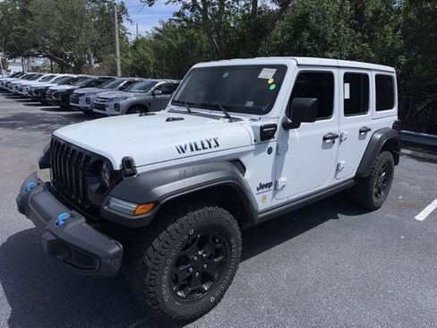 Used 2023 Jeep Wrangler Unlimited w/ Convenience Group AWD/4WD image 1
