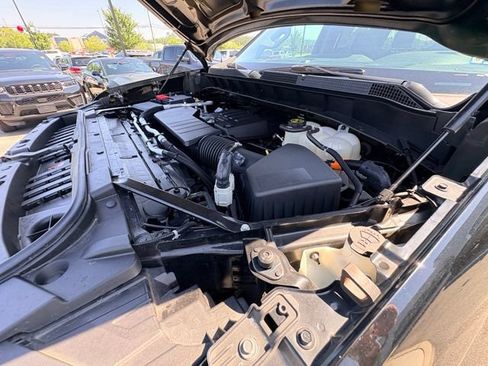 Used 2022 Chevrolet Silverado 1500 Custom Trail Boss w/ Safety Confidence Package AWD/4WD image 28