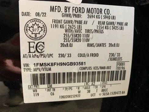 Used 2022 Ford Explorer Limited w/ Class IV Trailer Tow Package AWD/4WD image 38