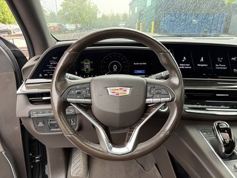 Used 2021 Cadillac Escalade ESV Sport w/ Driver Assist Tech Package AWD/4WD image 19