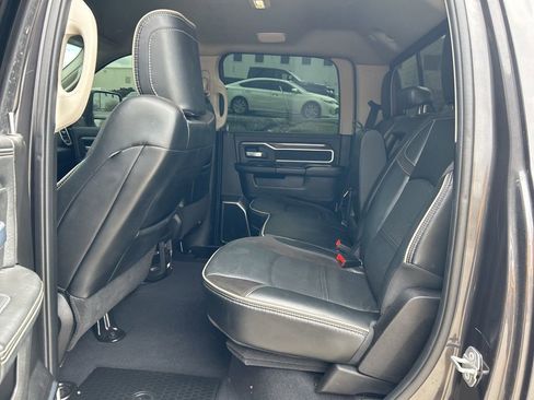 Used 2024 RAM 2500 Laramie w/ Safety Group AWD/4WD image 10