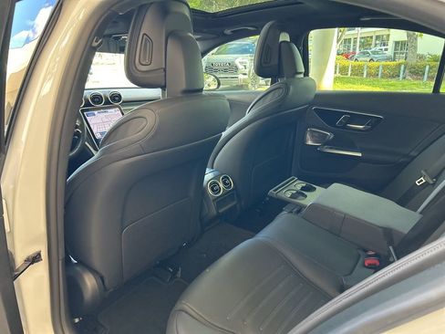 Used 2024 Mercedes-Benz C 300 Sedan image 39