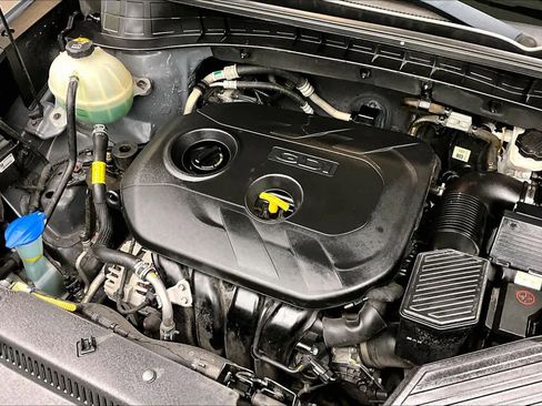 Used 2019 Hyundai Tucson SE image 28