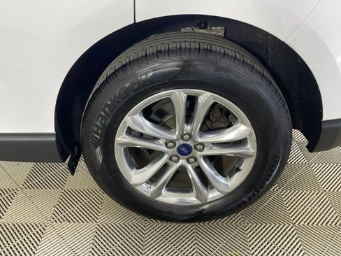 Used 2016 Ford Edge SEL w/ Equipment Group 201A AWD/4WD image 19