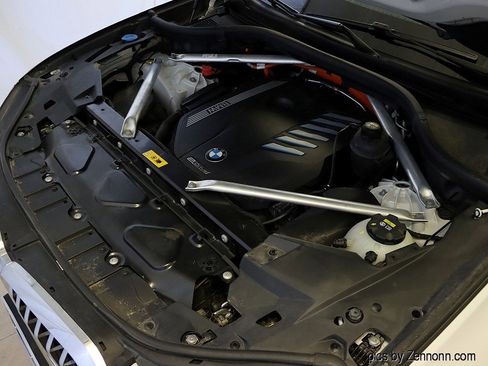 Used 2022 BMW X5 xDrive45e w/ Executive Package image 43