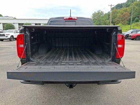 Used 2022 Chevrolet Colorado Z71 AWD/4WD image 28